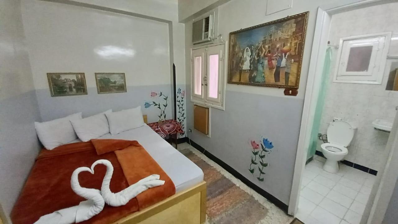 Happy Land Luxor Hostel Bagian luar foto