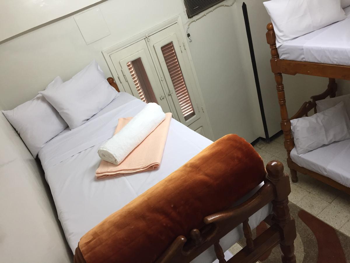 Happy Land Luxor Hostel Bagian luar foto